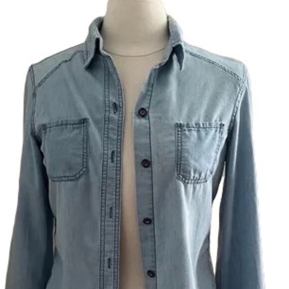 Button Up / Sheer Lace Back - Picture 3 of 9